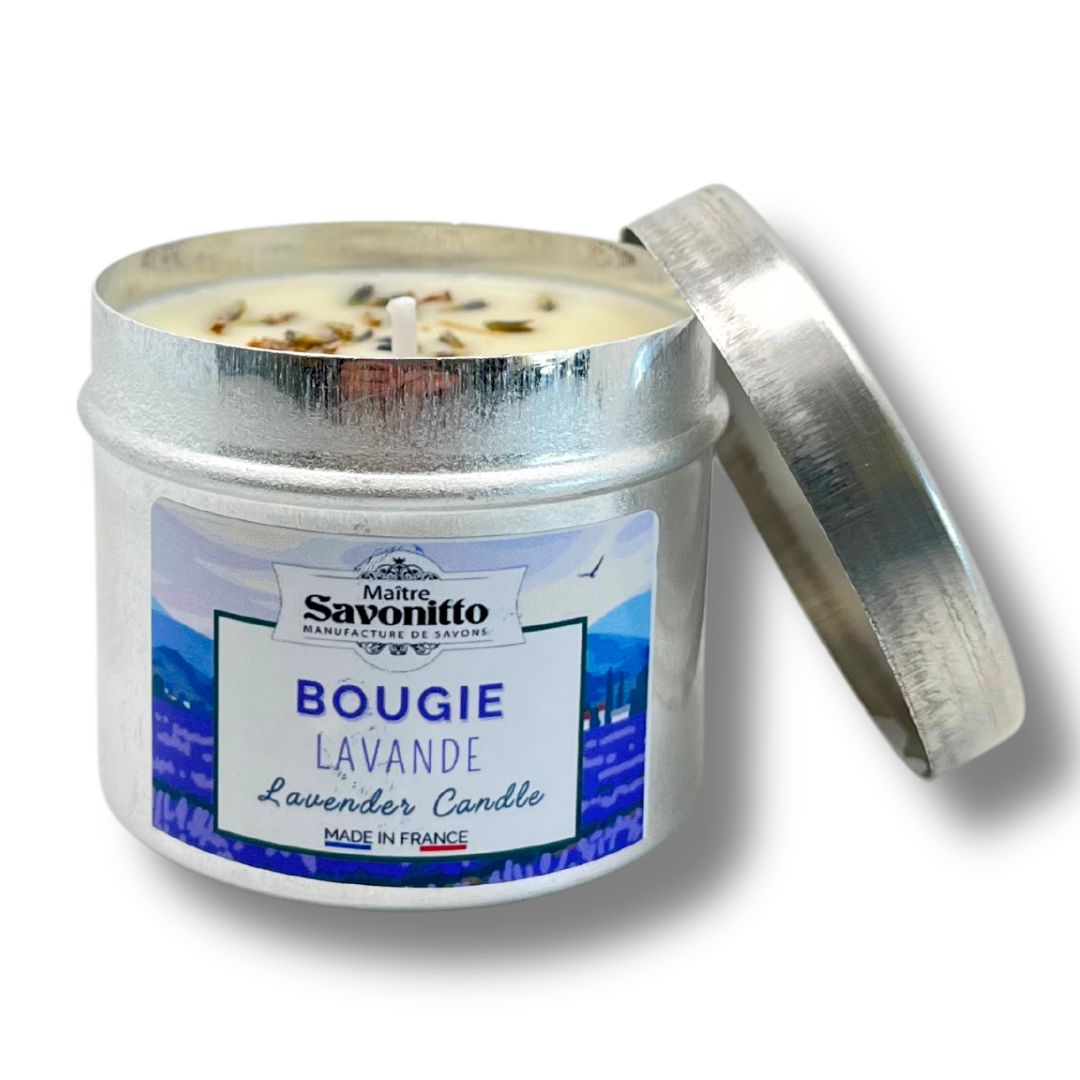 Bougie artisanale parfum lavande 100g, présentée dans un contenant décoratif