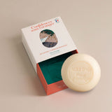 Savon solide à la fleur d’oranger 100g, savon artisanal sensoriel aux ingrédients naturels pour une toilette douce et lumineuse du visage et du corps.