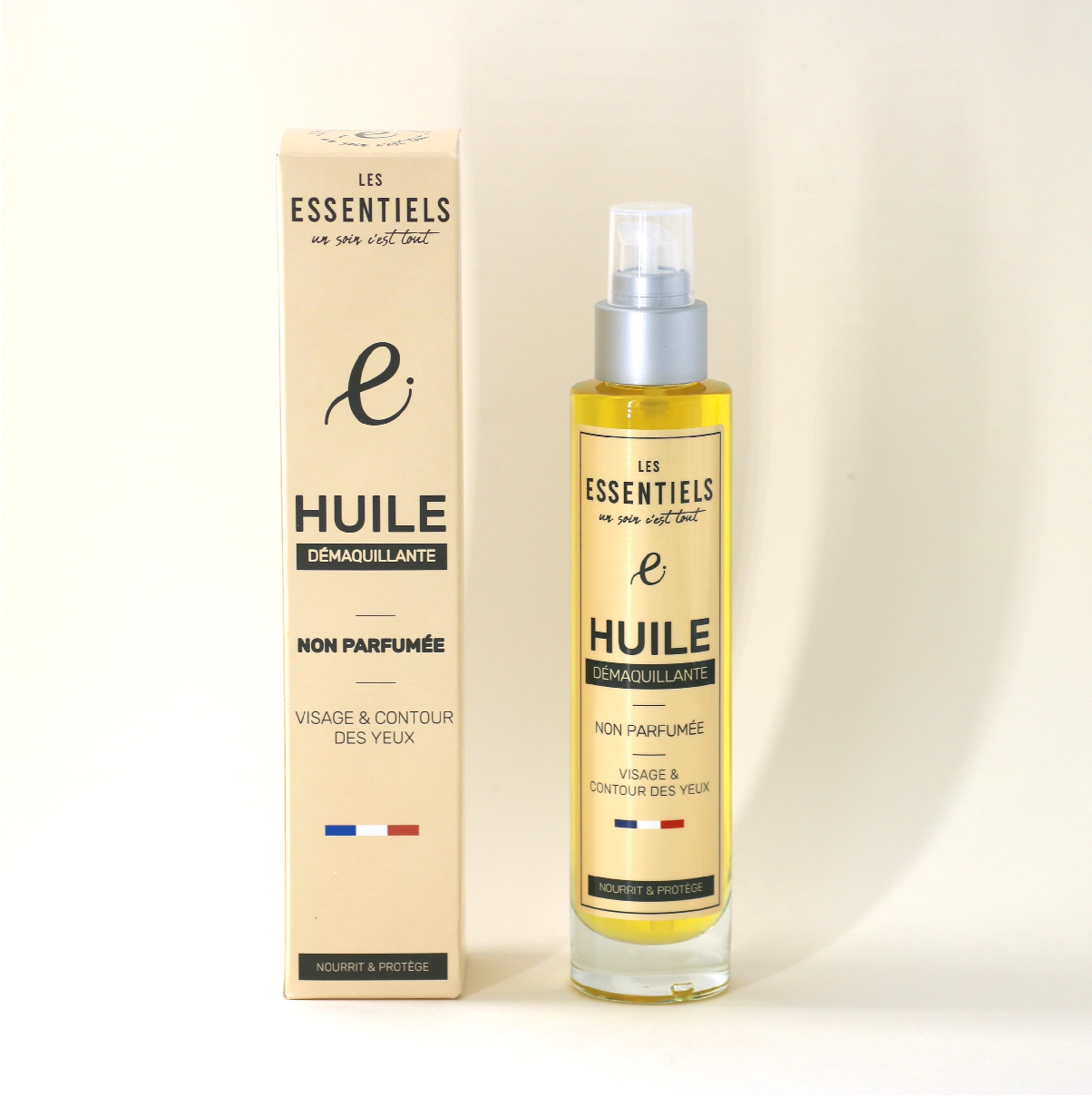 Flacon d’huile démaquillante non parfumée 100ml, soin visage doux.