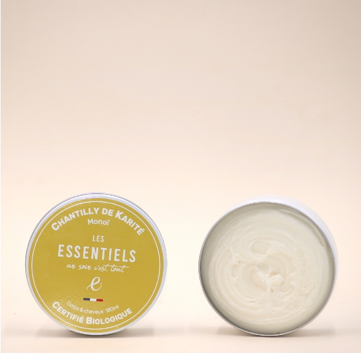 Pot de chantilly de karité monoï 180ml, certifiée COSMOS Organic, soin corporel onctueux.