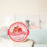 savon rose dans boite en bois