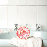 savon rose dans boite en bois