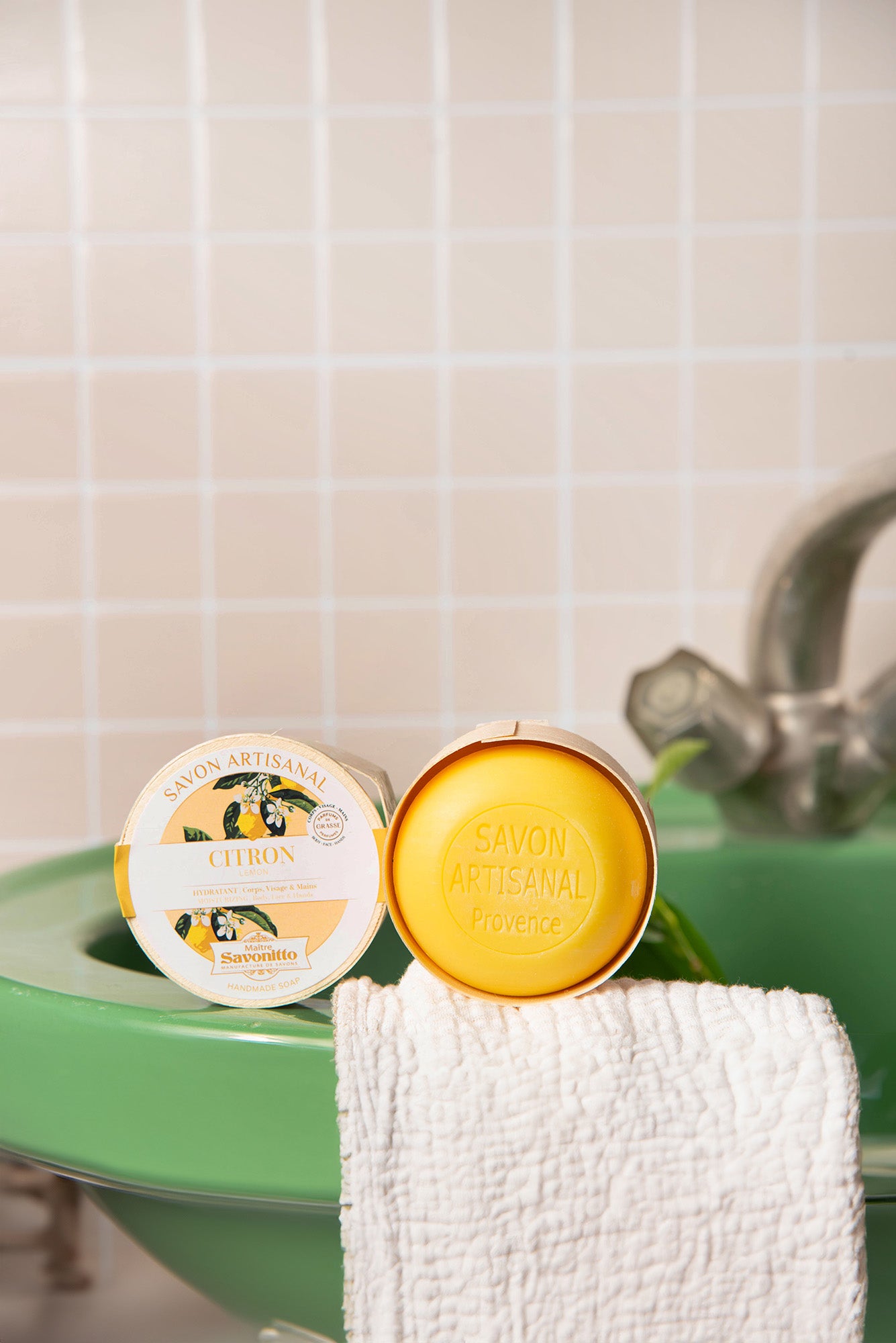 savon citron dans boite en bois