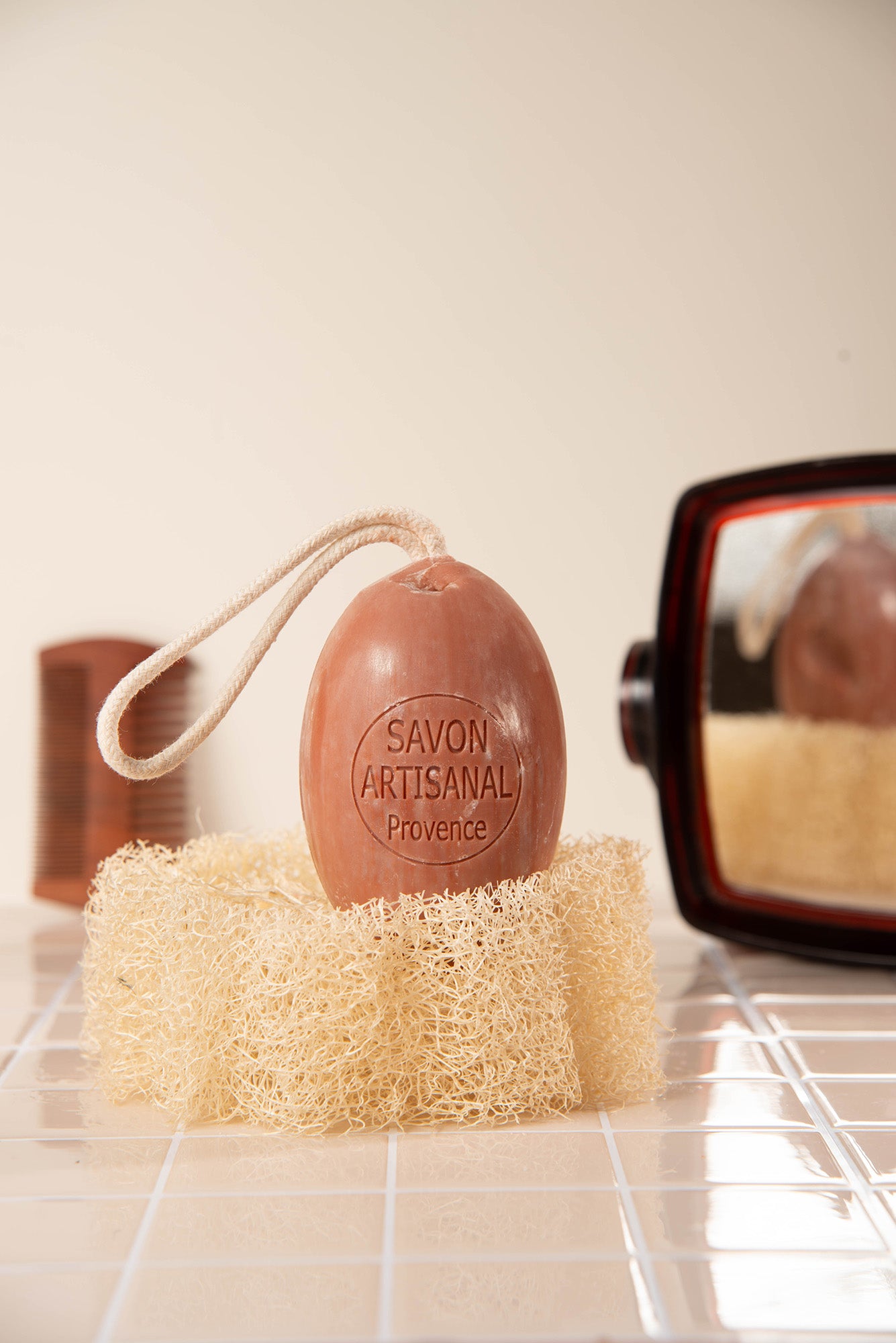 savon ovale corde myrrhe, musc et ambre
