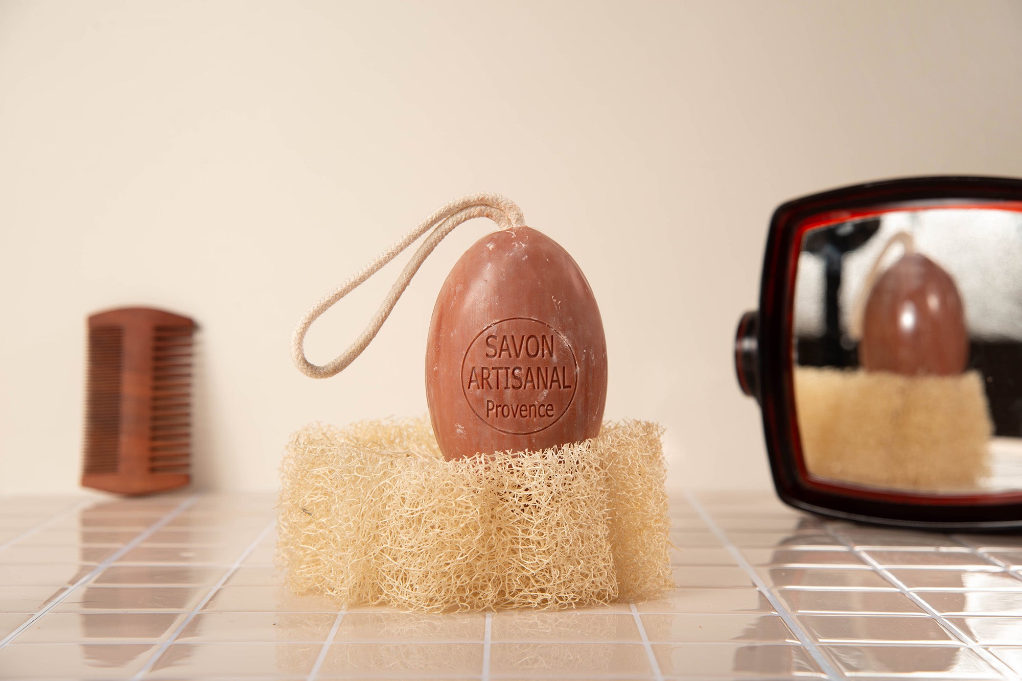 savon ovale corde myrrhe, musc et ambre