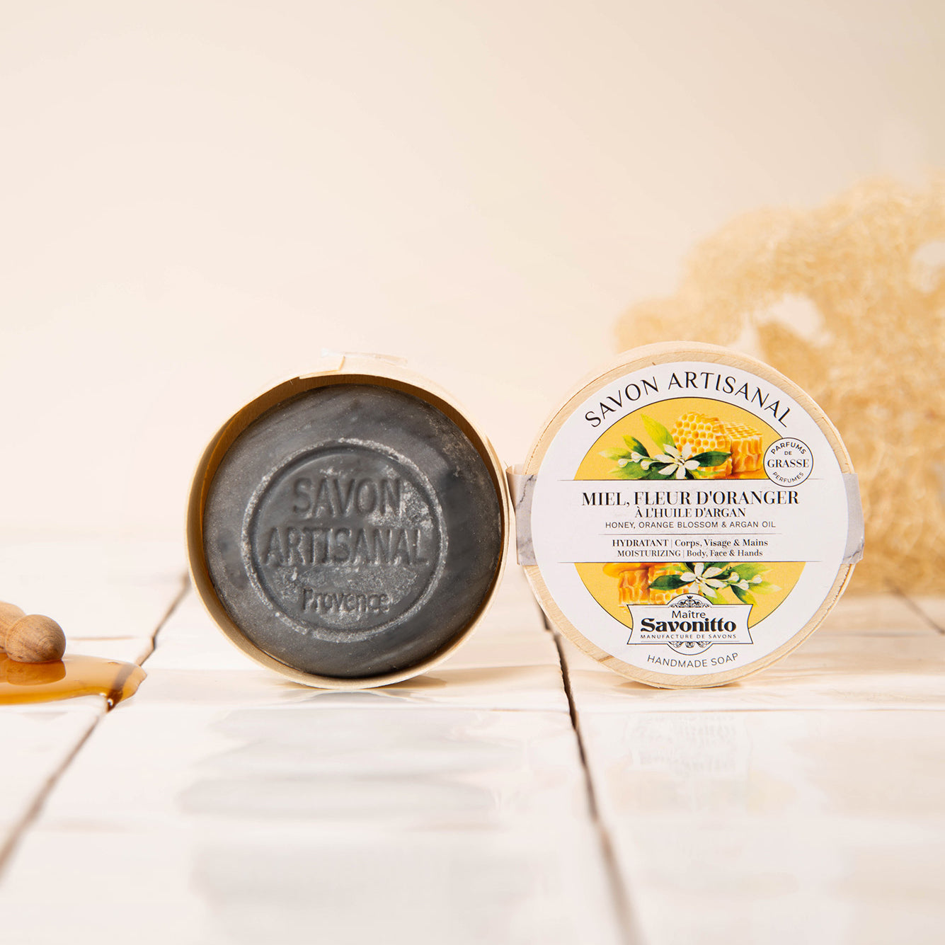savon miel et fleur d'oranger dans boite en bois