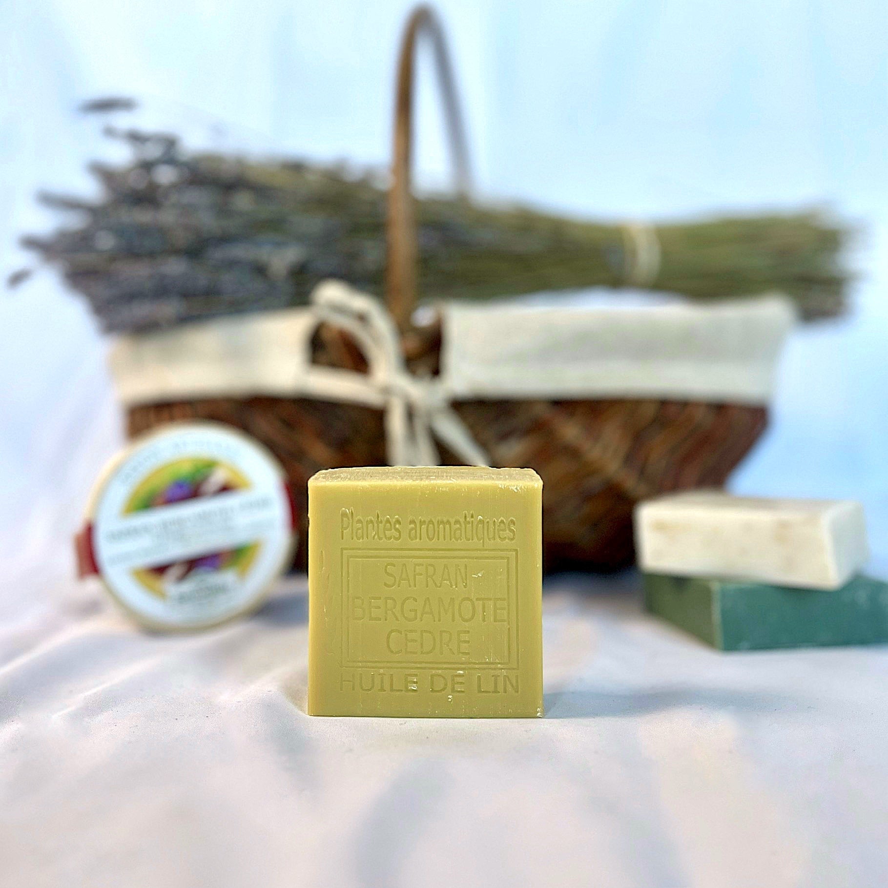 Savon parfumé safran, bergamote et cèdre 100g, savon artisanal made in Provence
