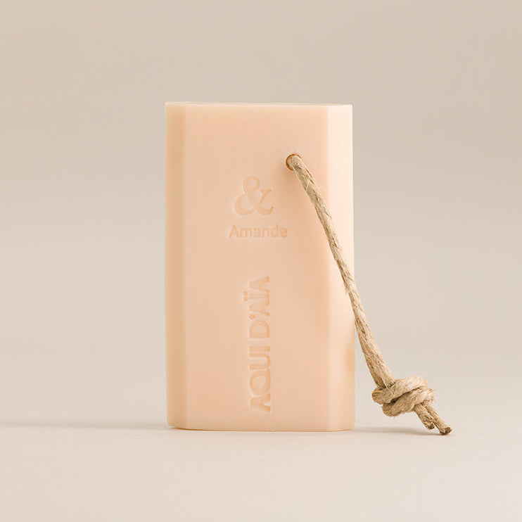 Savon tranche sur corde amande 100g, savon naturel artisanal made in Provence