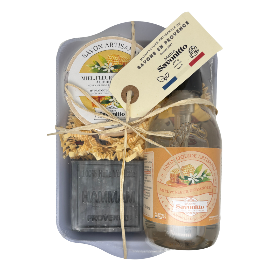 Coffret douceur Miel & Fleur d’Oranger 3 soins, fabrication artisanale française, rituel apaisant pour une peau souple et délicatement sucrée.