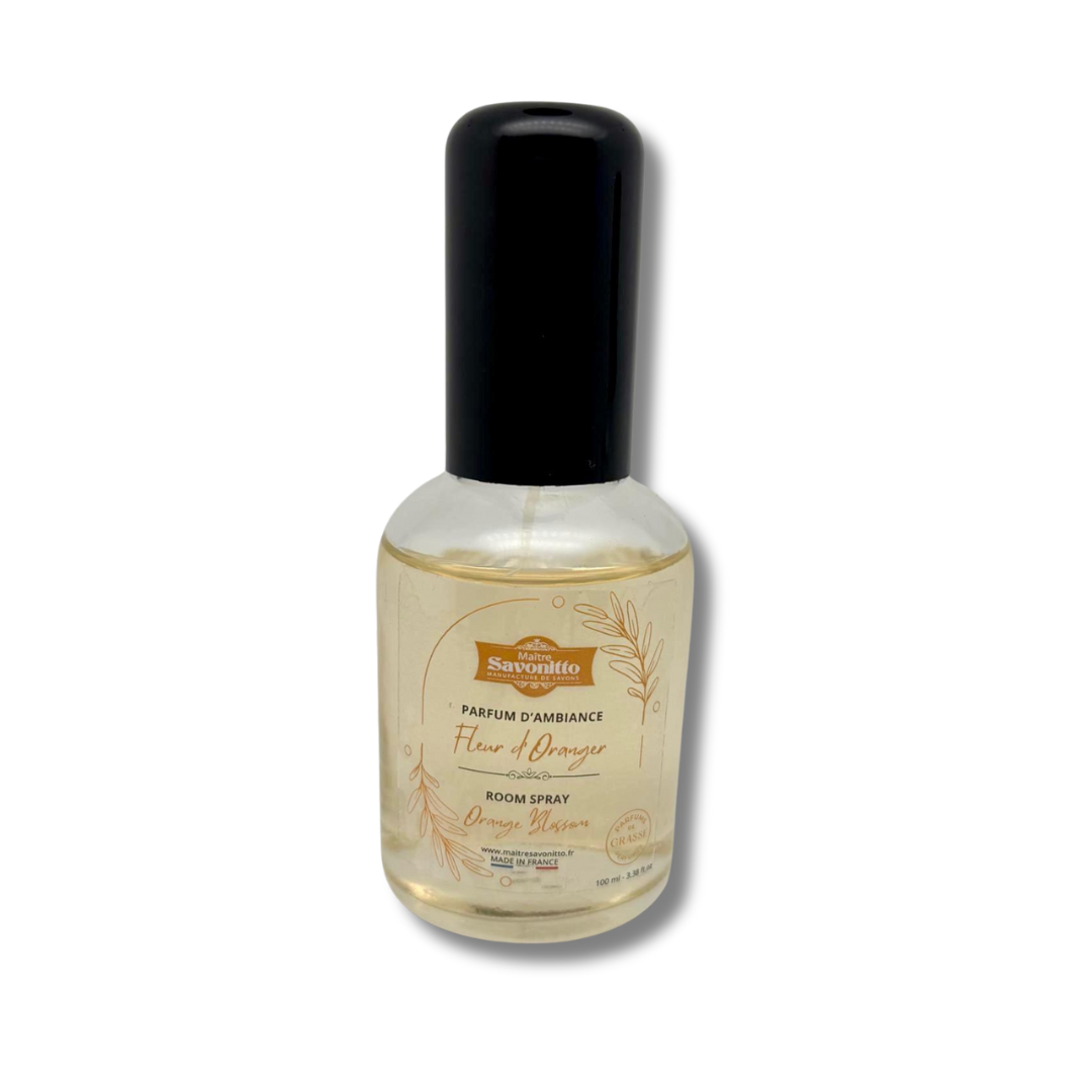 Parfum d'ambiance Fleur d'Oranger 100ml, aux essences de Grasse, brume délicate pour un intérieur apaisant et ensoleillé.
